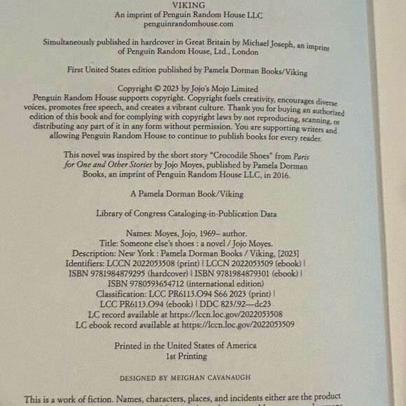 Someone Else’s Shoes by Jojo Moyes - First Printing Hardcover Edition - Picture 4 of 4